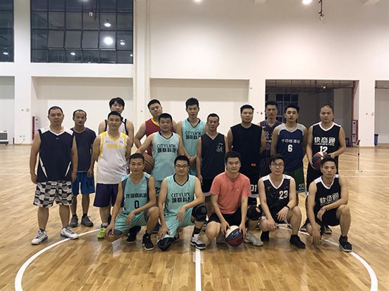 廈門(mén)艾歐特科技參與比賽球員集體合影